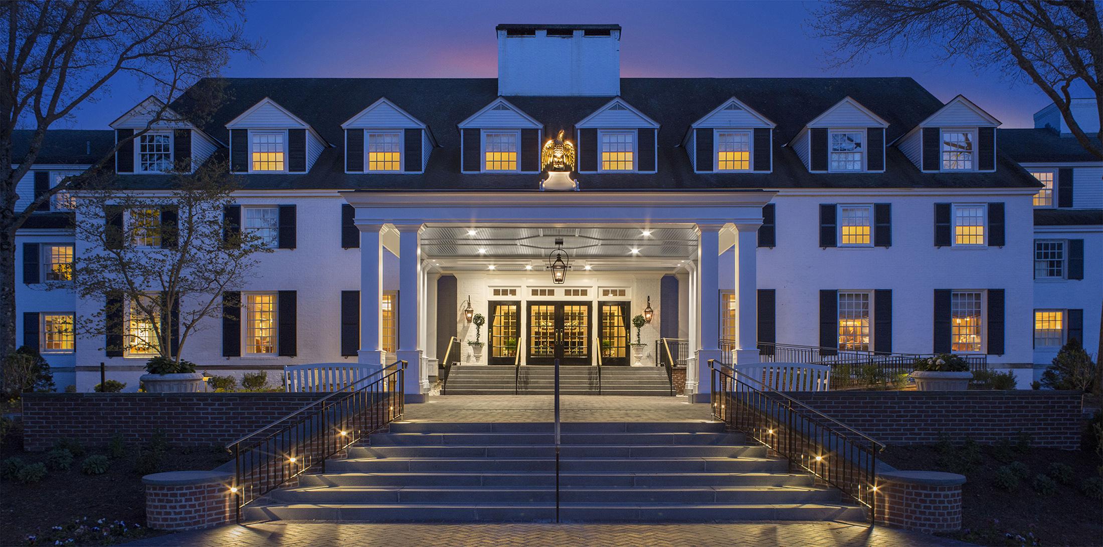 Lodging in Woodstock, VT Luxury Vacations + Getaways Woodstock Inn